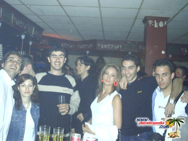 La Década 2004