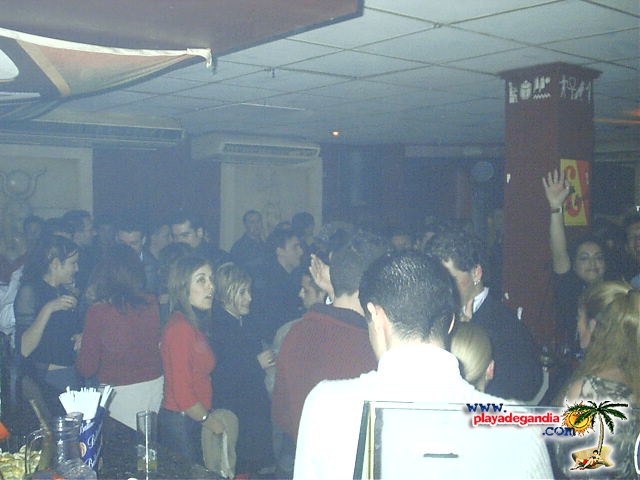 La Década 2004