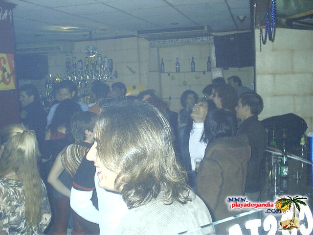La Década 2004
