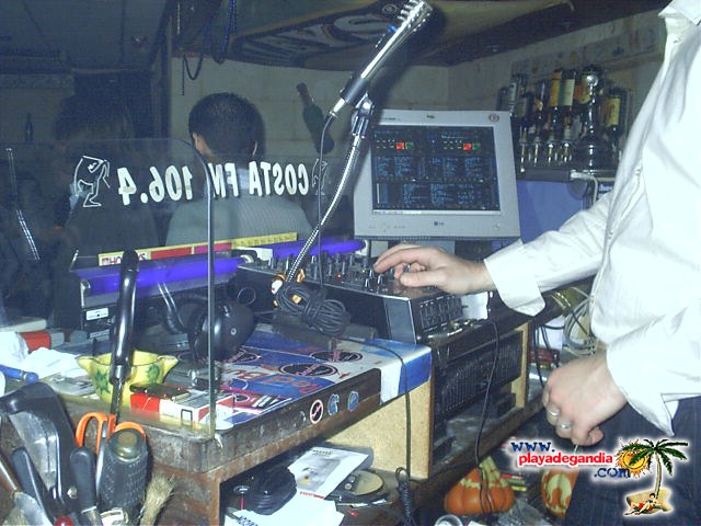 La Década 2004