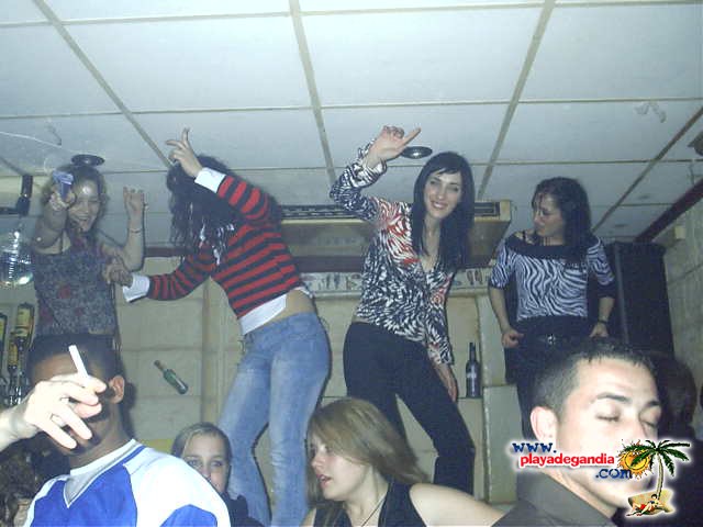 La Década 2004