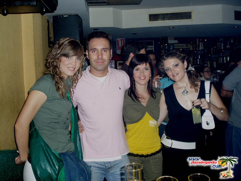 Esquina 2005