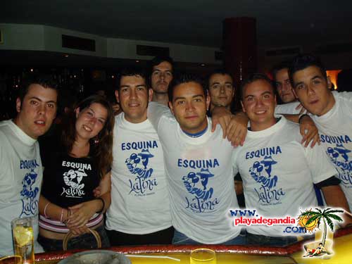 Esquina 2005