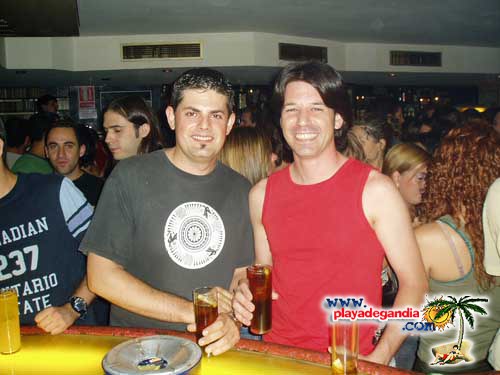 Esquina 2005