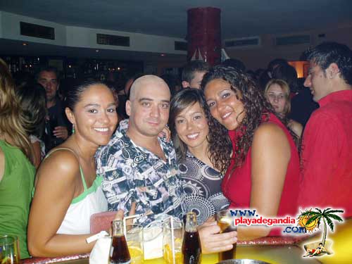 Esquina 2005