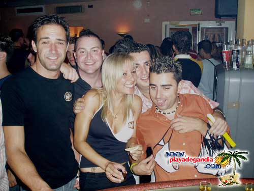 Esquina 2005