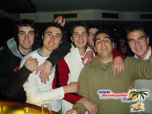 Esquina 2005