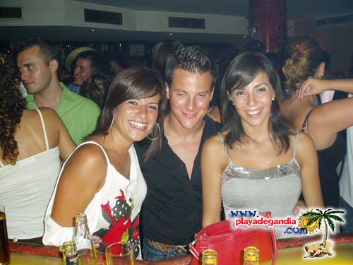 Esquina 2005