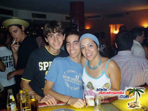 Esquina 2005