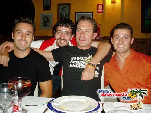Esquina 2005