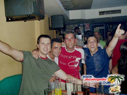 Esquina 2005