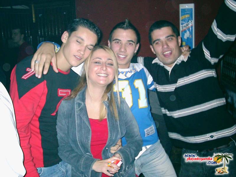 Paco Paco 1 2004