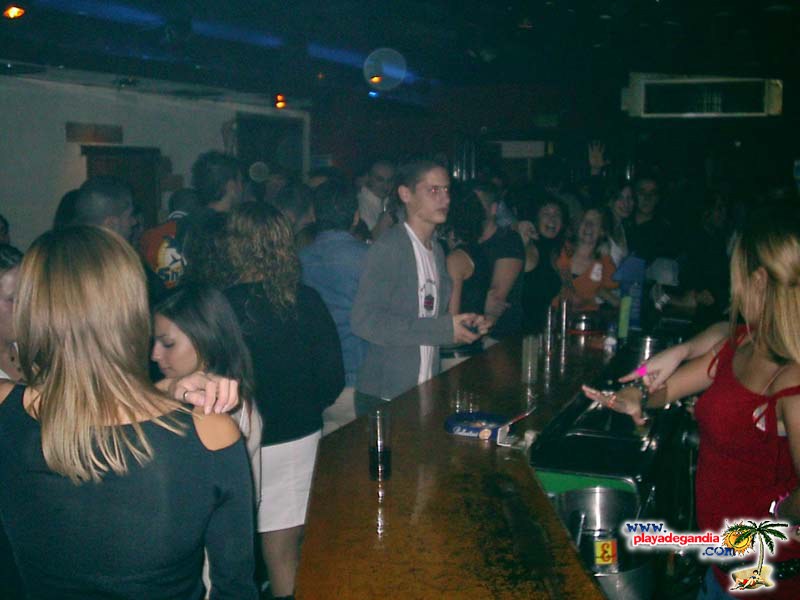 Paco Paco 1 2004