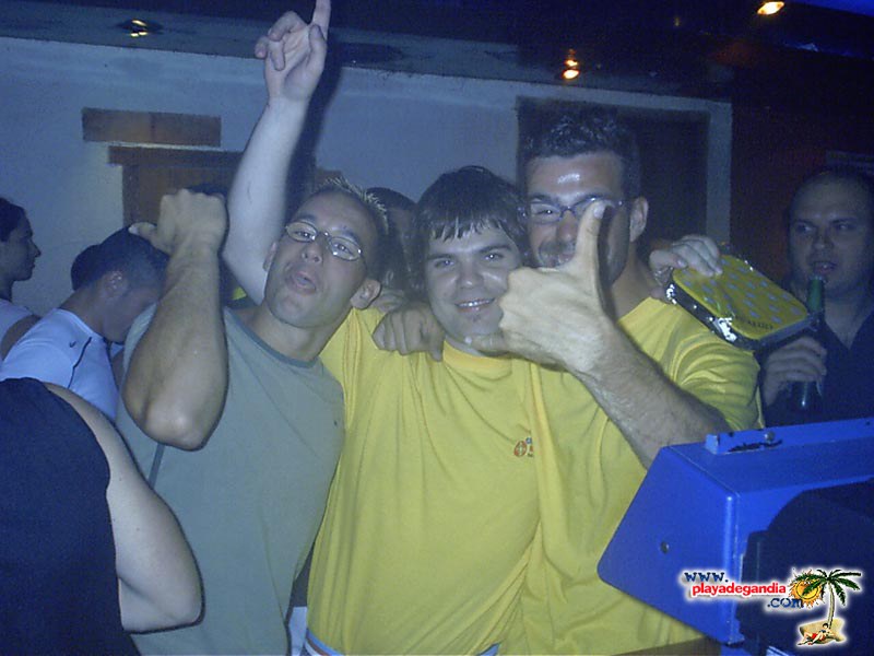 Paco Paco 1 2004