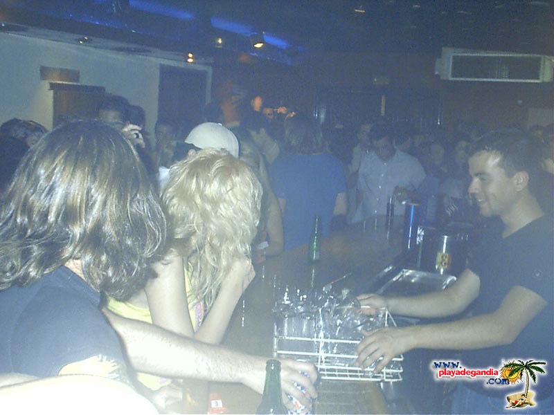 Paco Paco 1 2004