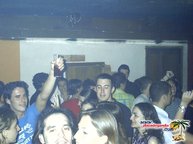 Paco Paco 1 2004