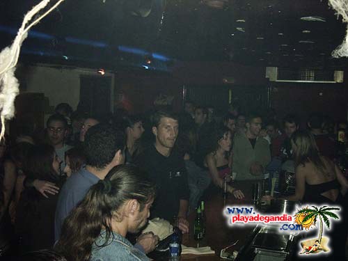 Paco Paco 1 2004