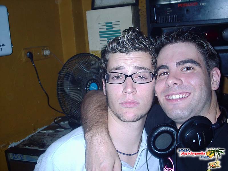 Paco Paco 1 2004