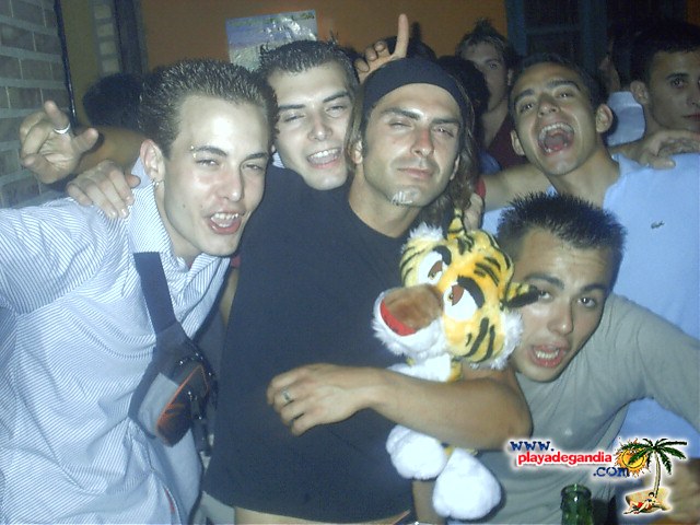 Paco Paco 1 2004