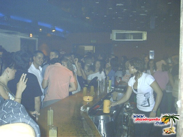Paco Paco 1 2004