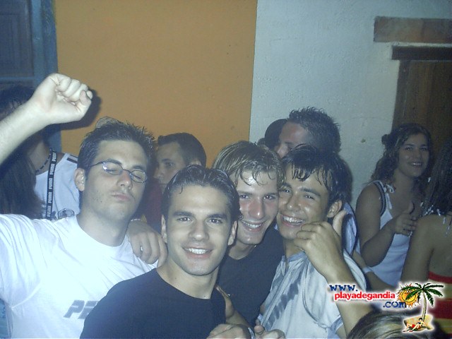 Paco Paco 1 2004