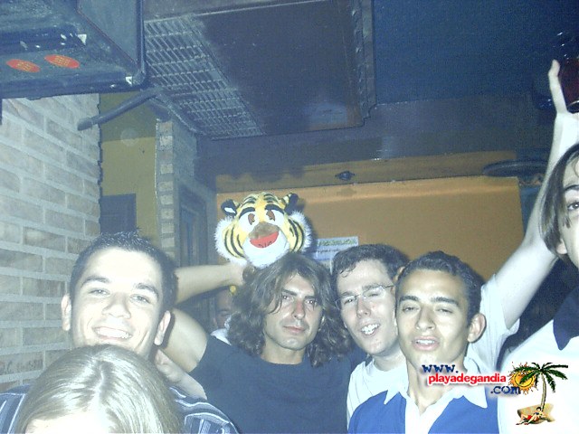 Paco Paco 1 2004