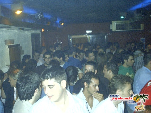 Paco Paco 1 2004