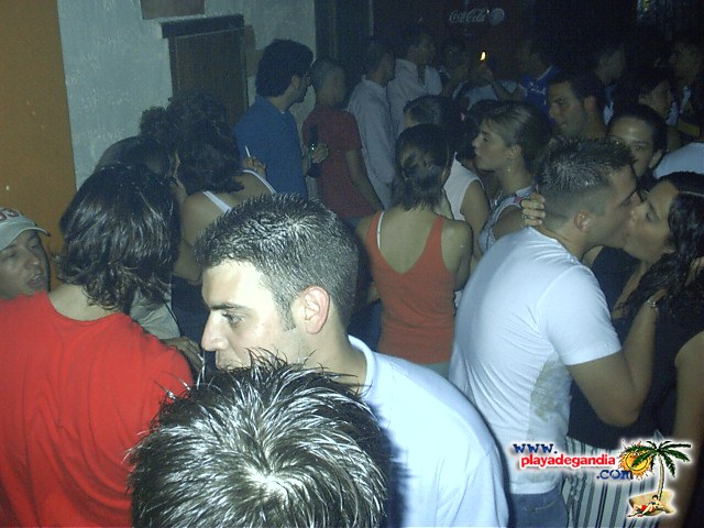 Paco Paco 1 2004