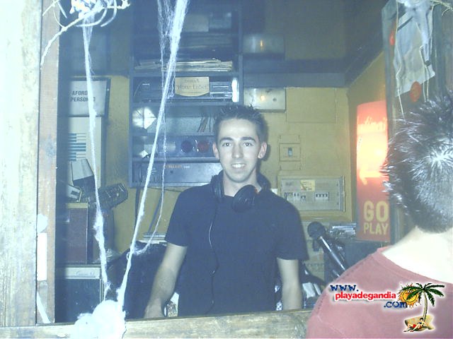 Paco Paco 1 2004