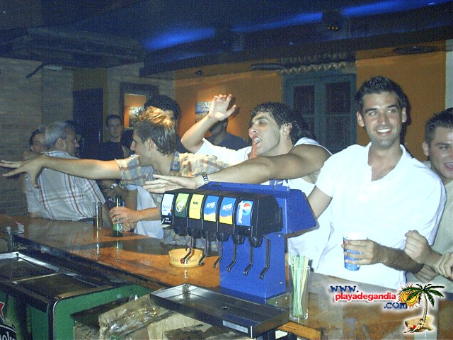 Paco Paco 1 2004