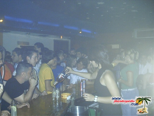 Paco Paco 1 2004