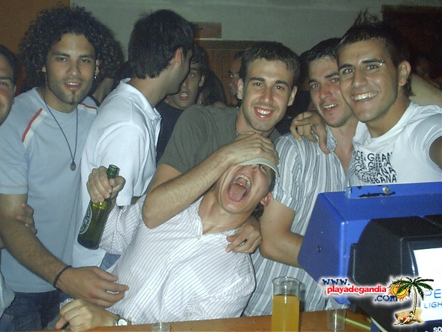 Paco Paco 1 2004
