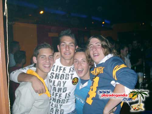 Paco Paco 1 2005