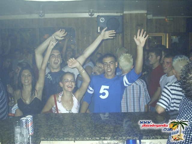 Paco Paco 2 2004