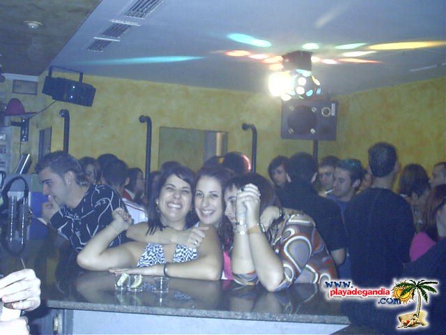 Tiempo 2004