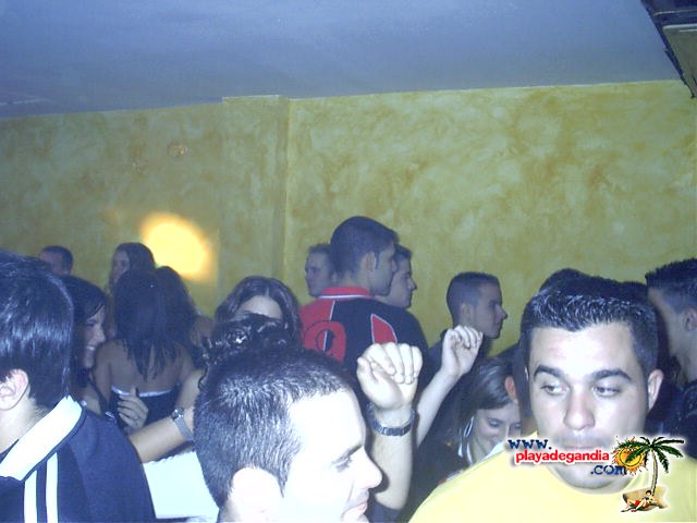 Tiempo 2004