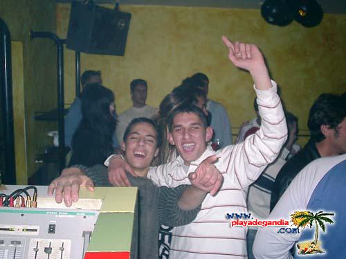 Tiempo 2004