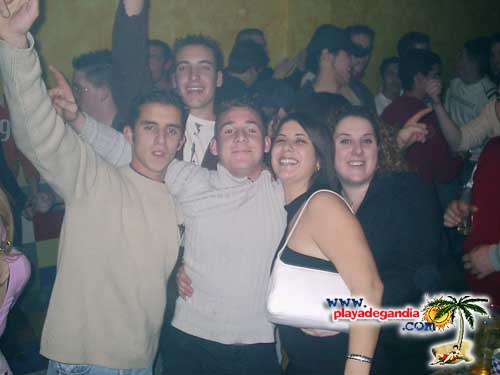 Tiempo 2004