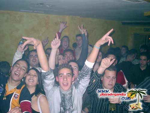 Tiempo 2004