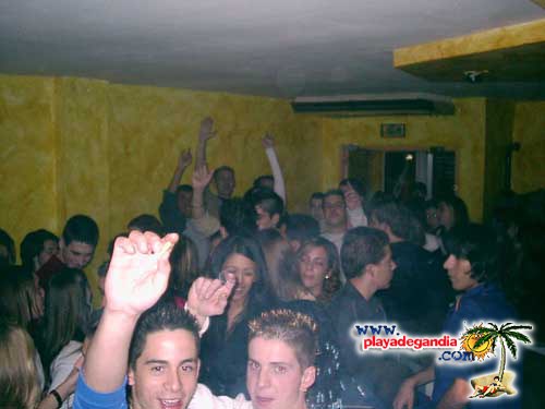Tiempo 2004